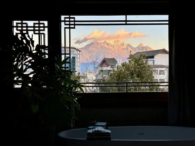 kaiyun网站实探丽江嵌雪楼长沙柏悦设计揭晓BIG打造U型酒店(图1)