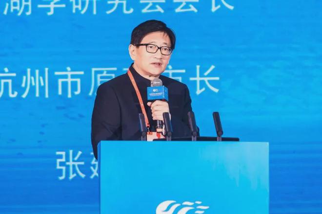 张建庭:西湖植物景观是一幅优美画卷(图1)